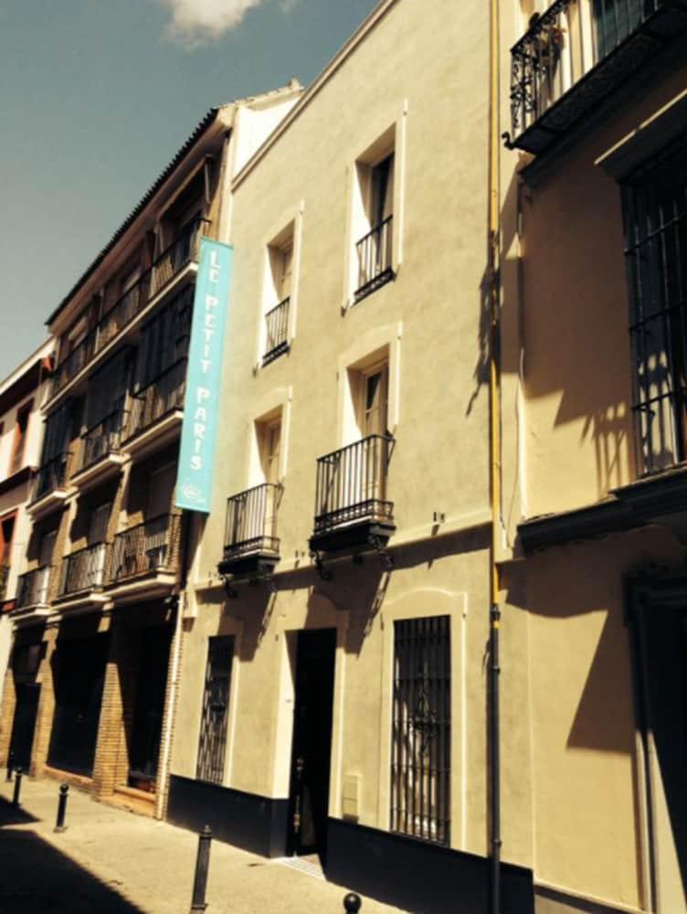 Le Petit Paris Hotel Sevilla Exterior foto